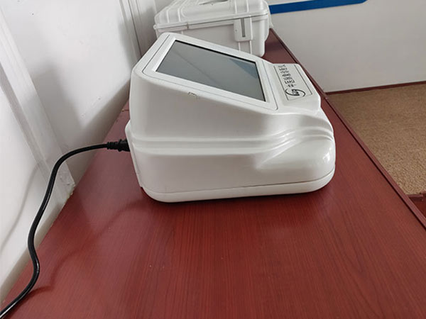 �B(y��ng)�������t(y��)�}���\��ϵ�y(t��ng)�r��